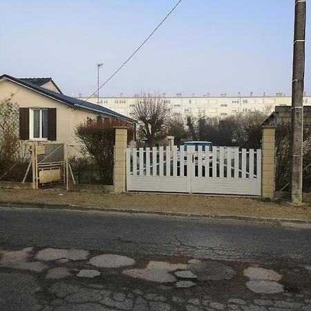 Belle Maison De Vacances Villa Romilly-sur-Seine Exteriör bild